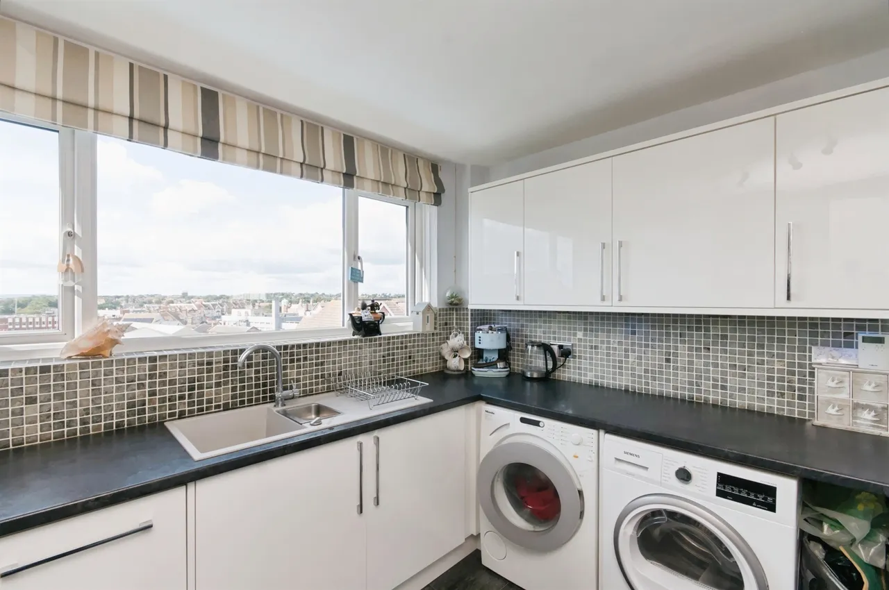 Clifford Road, Bexhill-On-Sea, TN40, photo 14