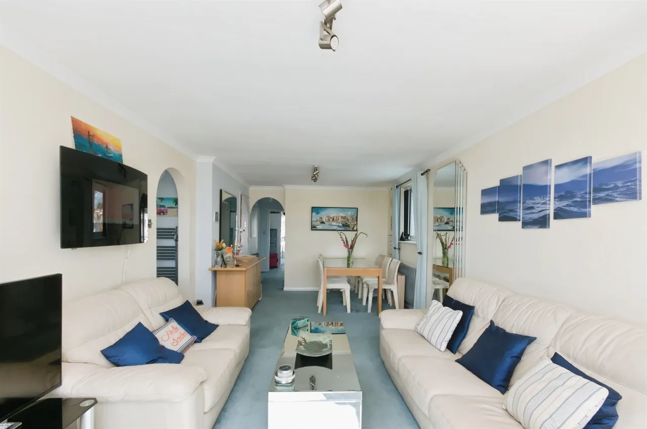 Clifford Road, Bexhill-On-Sea, TN40, photo 9