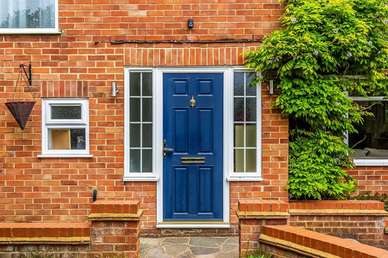 Strathcona Avenue, Little Bookham, KT23, photo 15