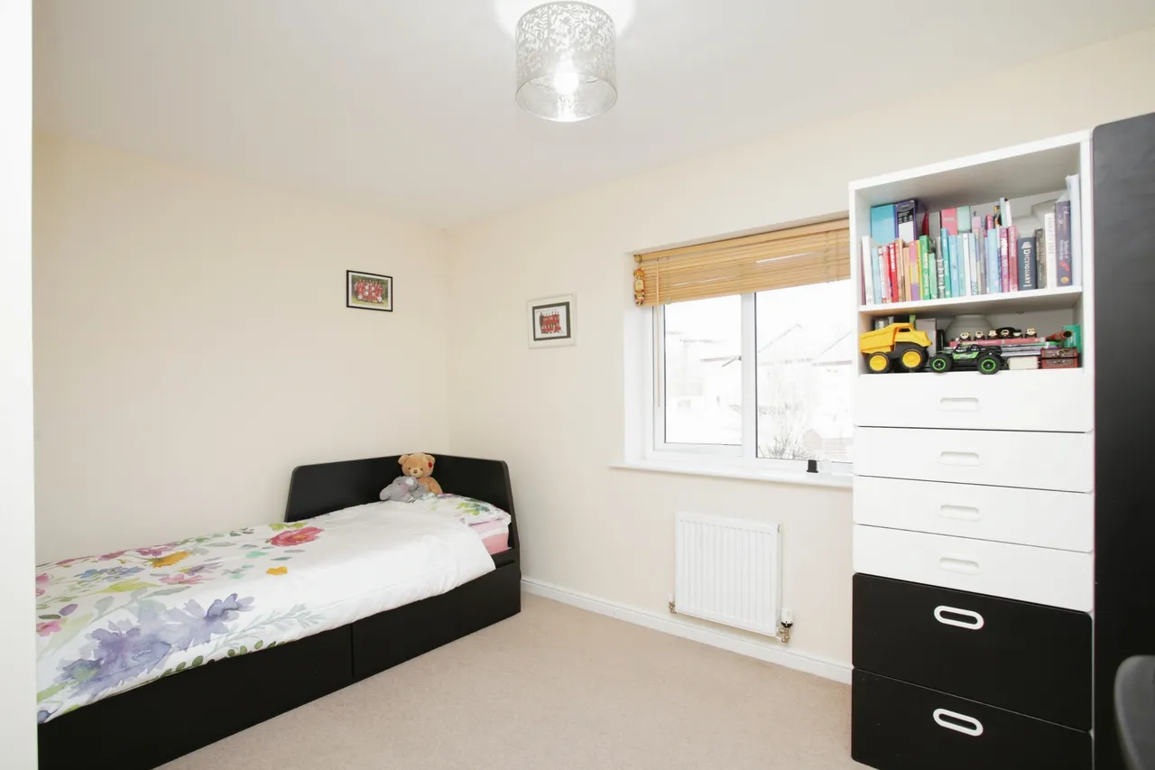 Burgundy Gardens, Leamington Spa, photo 11