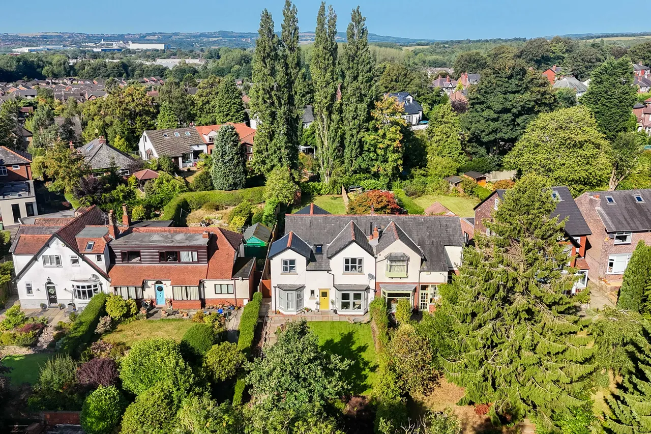 4 bed house for sale, Brock Mill Lane, Whitley, WN1