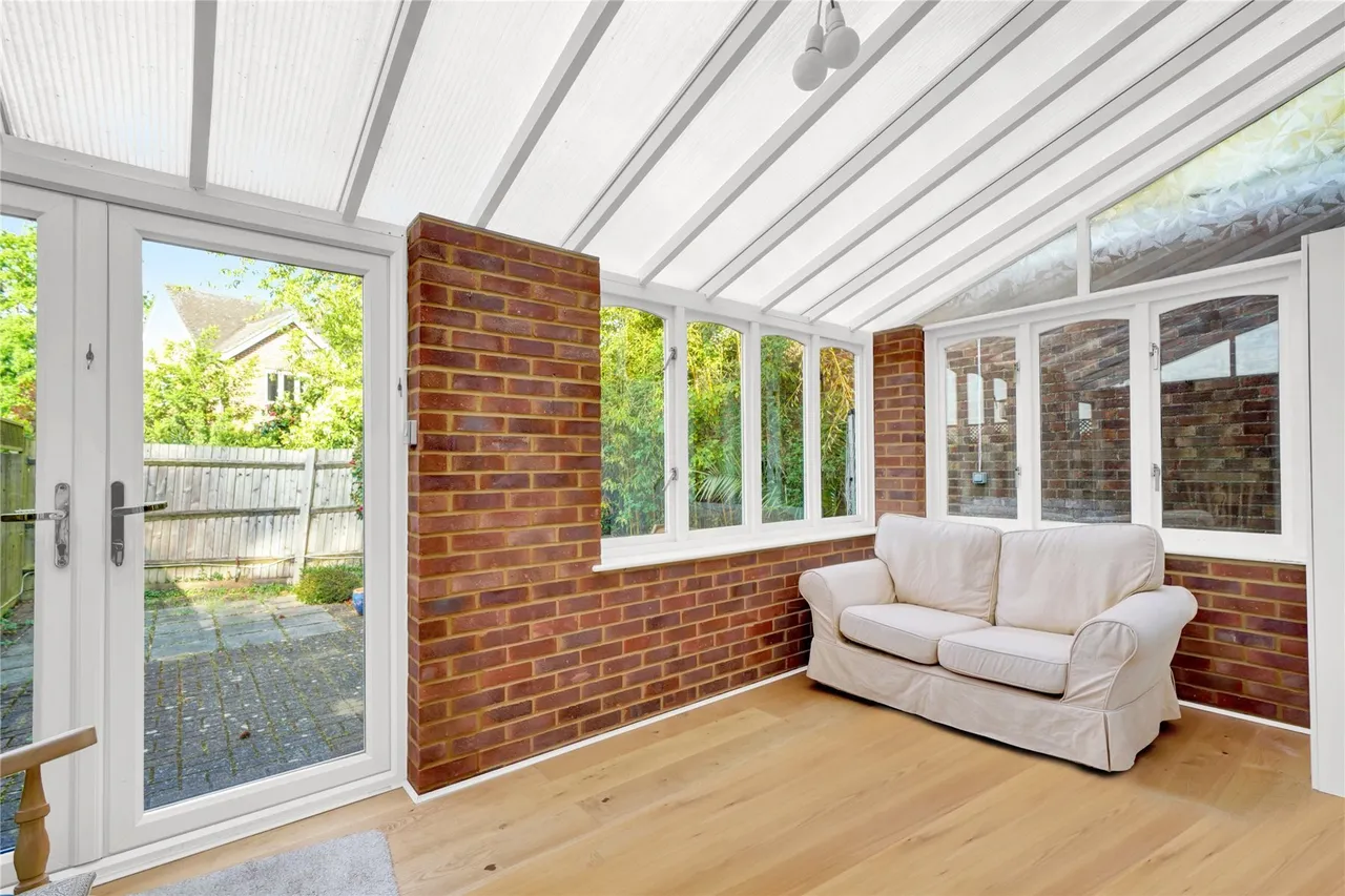 Julian Hill, Weybridge, Surrey, KT13, photo 6