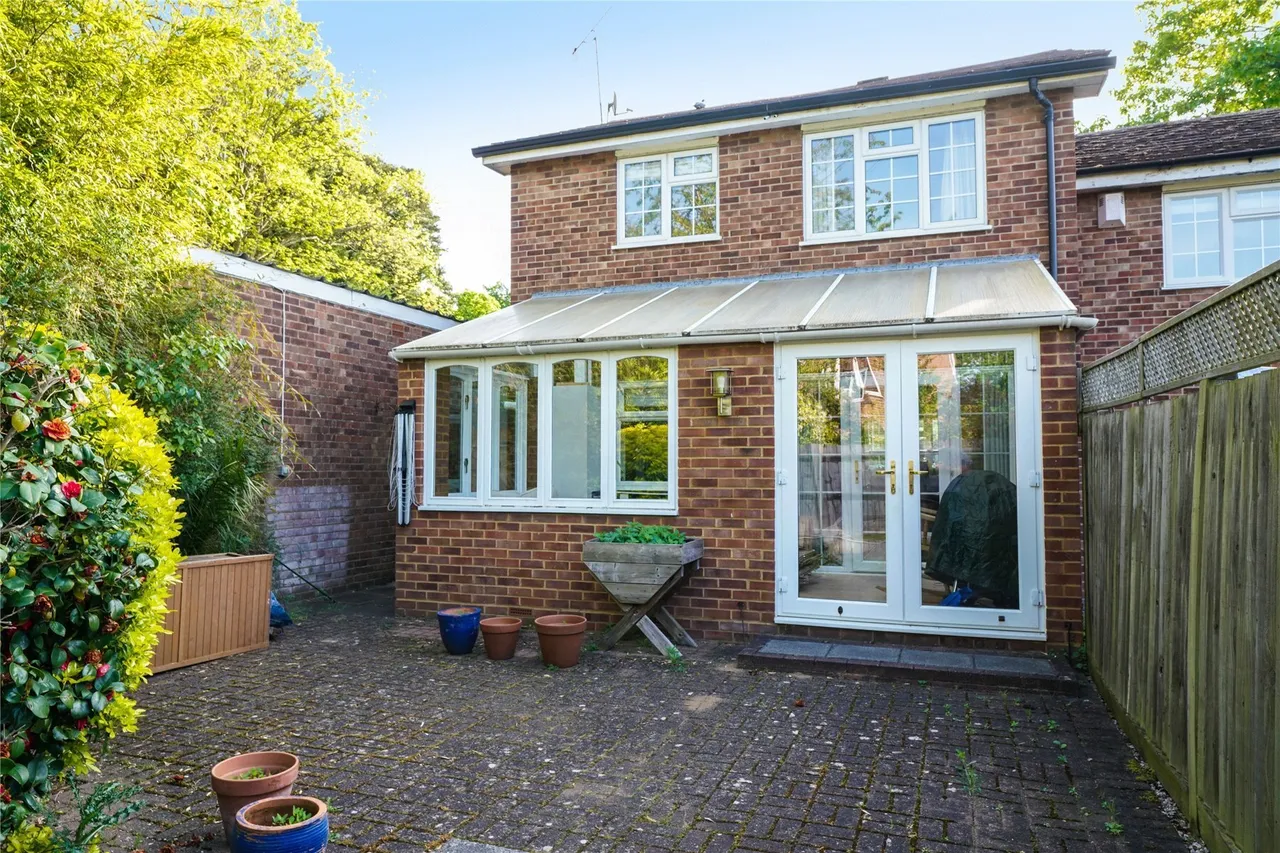 Julian Hill, Weybridge, Surrey, KT13, photo 12
