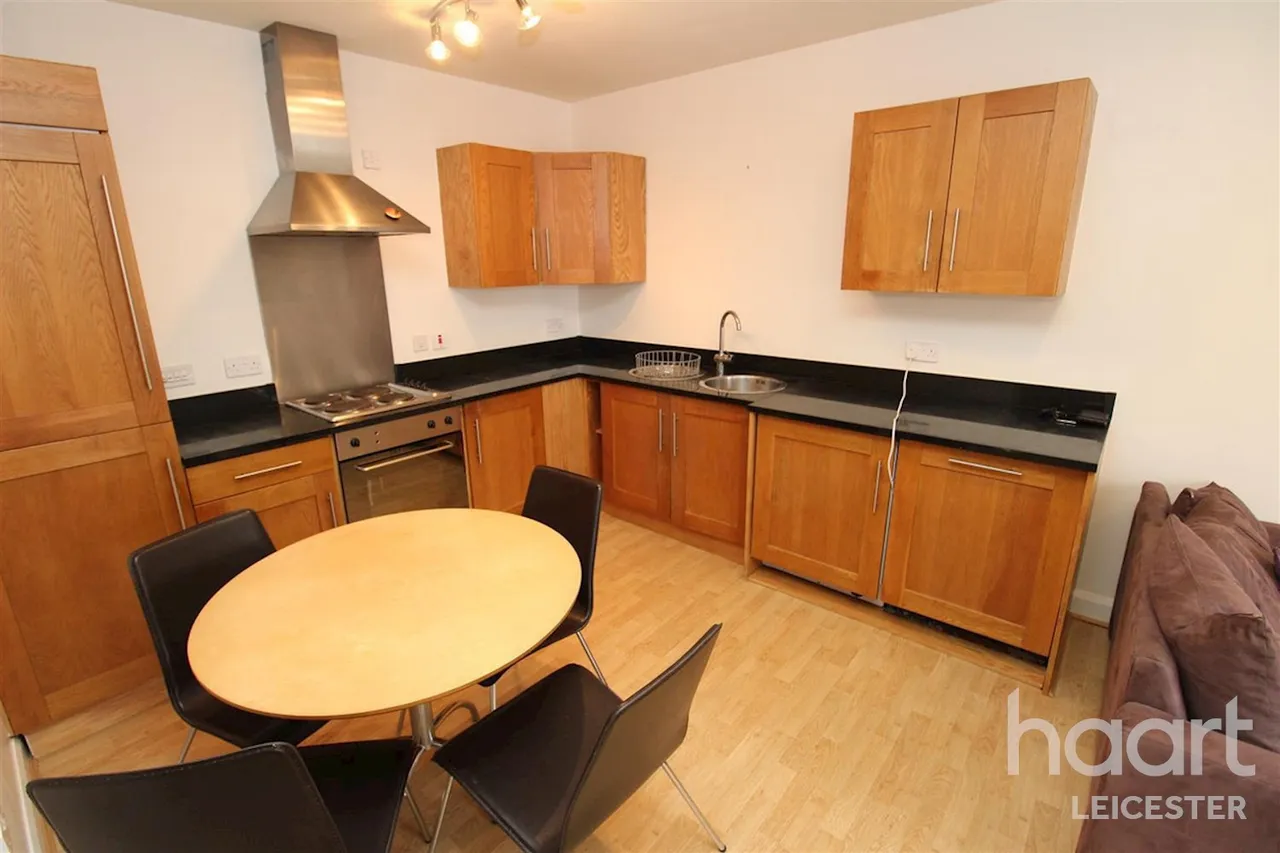 The Annexe opposite Highcross Centre, LE1, photo 6