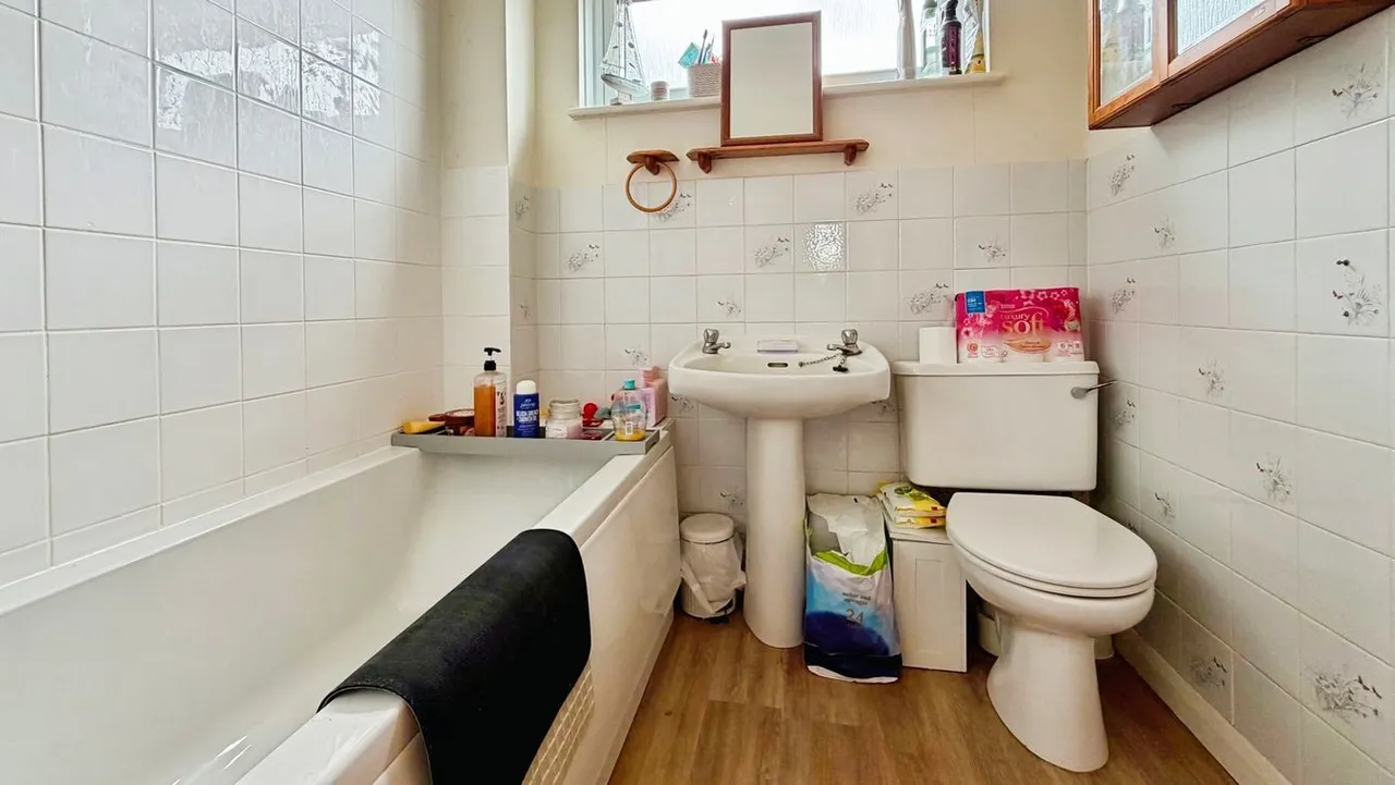 Pine Close, Street, BA16, photo 10