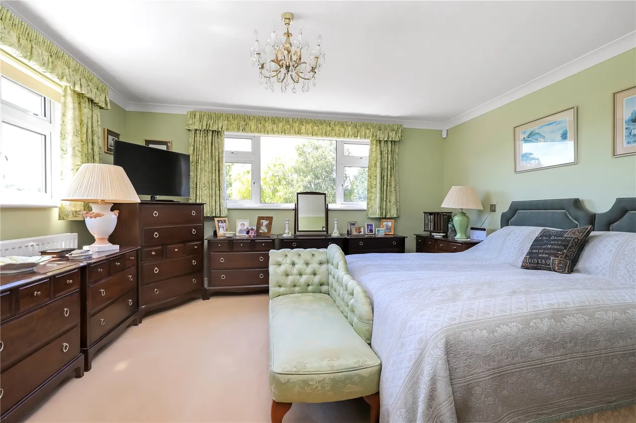 Riverside Close, Laverstock, Salisbury, Wiltshire, SP1 1QW, photo 13