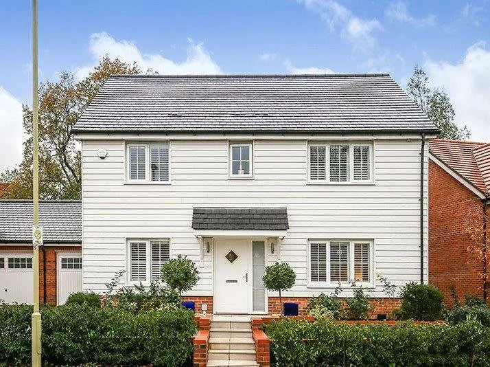 4 bed house for sale — Treviglio Close, Romsey, Hampshire, SO51 7AF