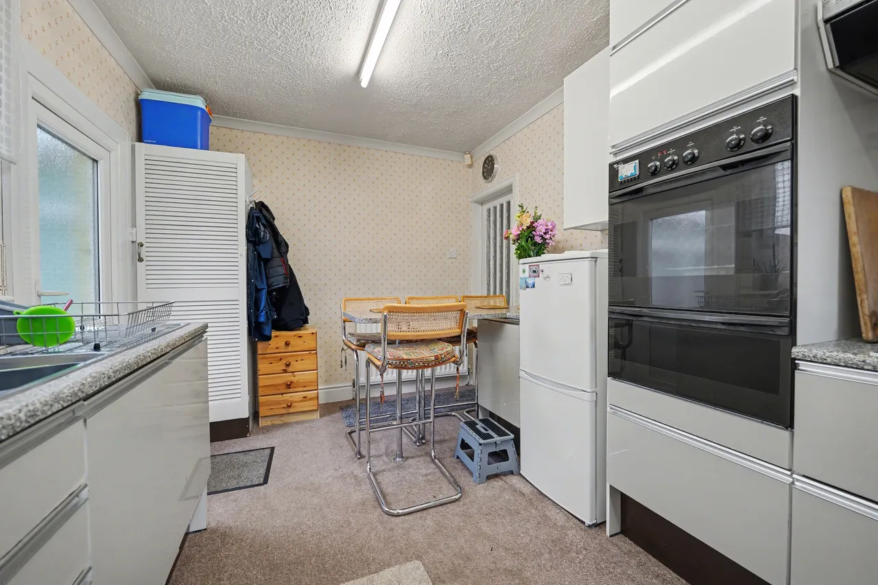 Rugby Road, Bulkington, CV12, photo 10