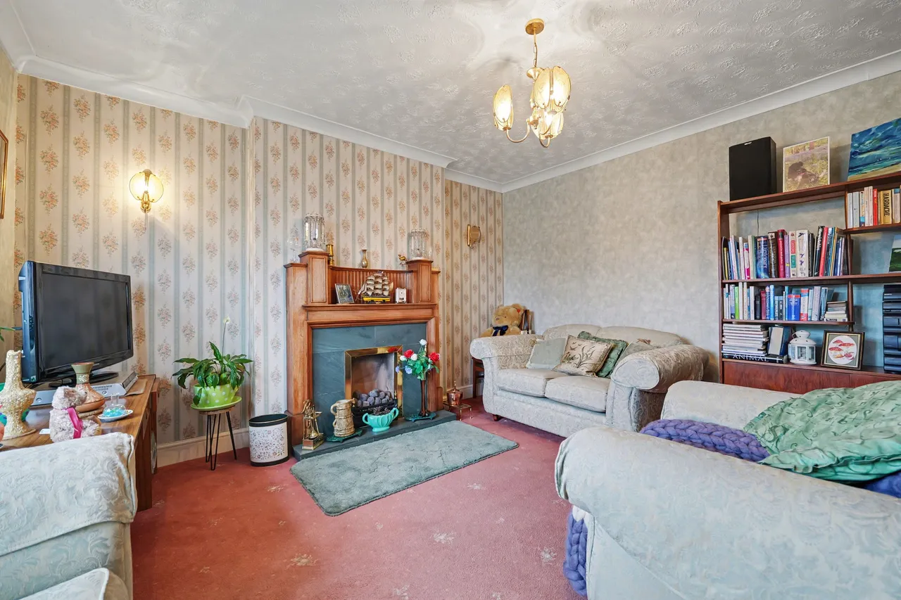 Rugby Road, Bulkington, CV12, photo 6