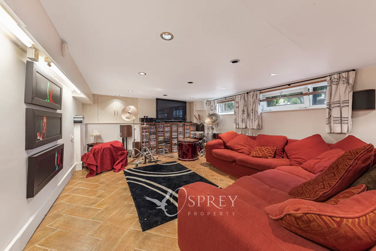 Glapthorn Road, Oundle, PE8, photo 6