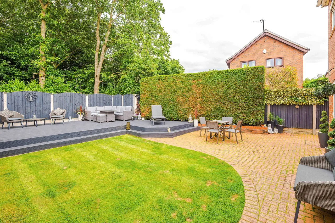 Rockingham Close, Birchwood, Warrington, Warrington, WA3 6UY, photo 2
