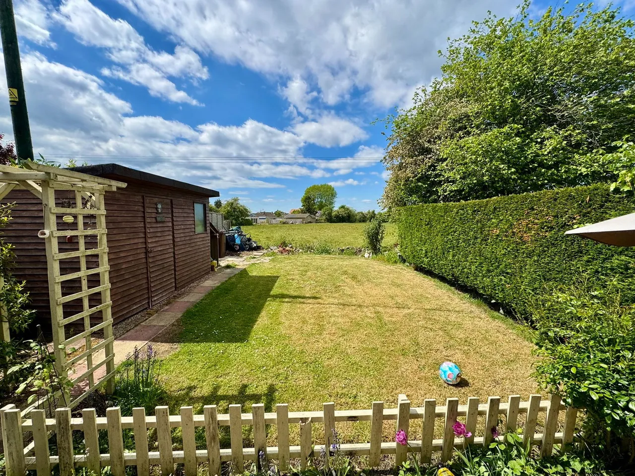 Glebelands, Mersham, TN25, photo 2