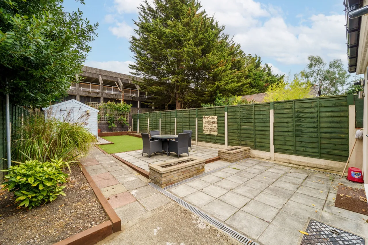 Clarendon Road, Ashford, TW15, photo 5