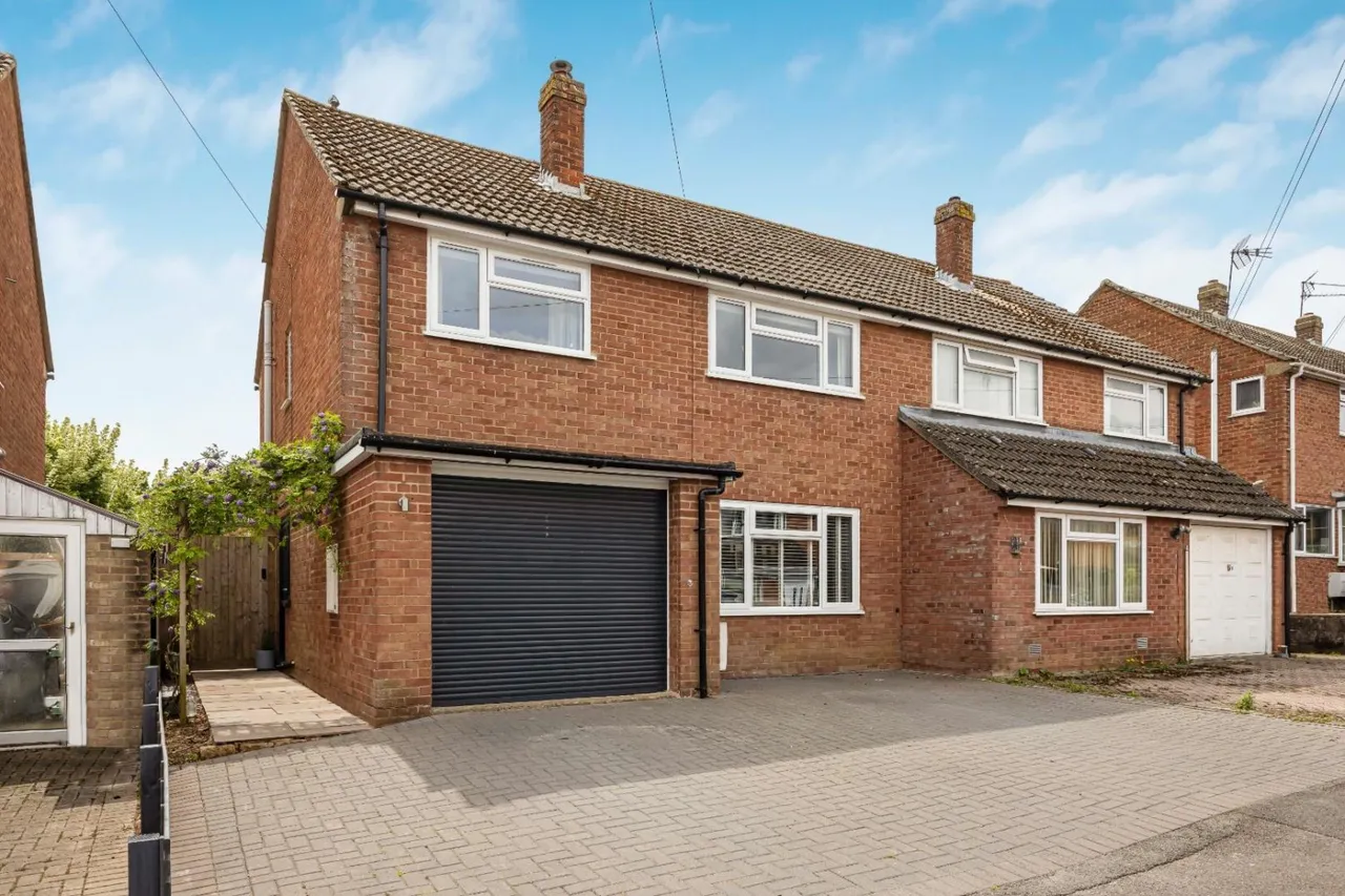 4 bed house for sale, Quarry Gardens, Cam, GL11