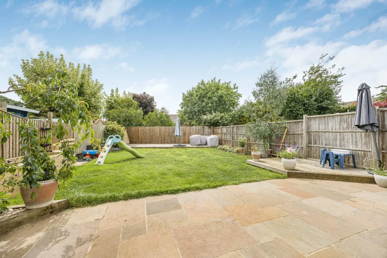 Quarry Gardens, Cam, GL11, photo 11