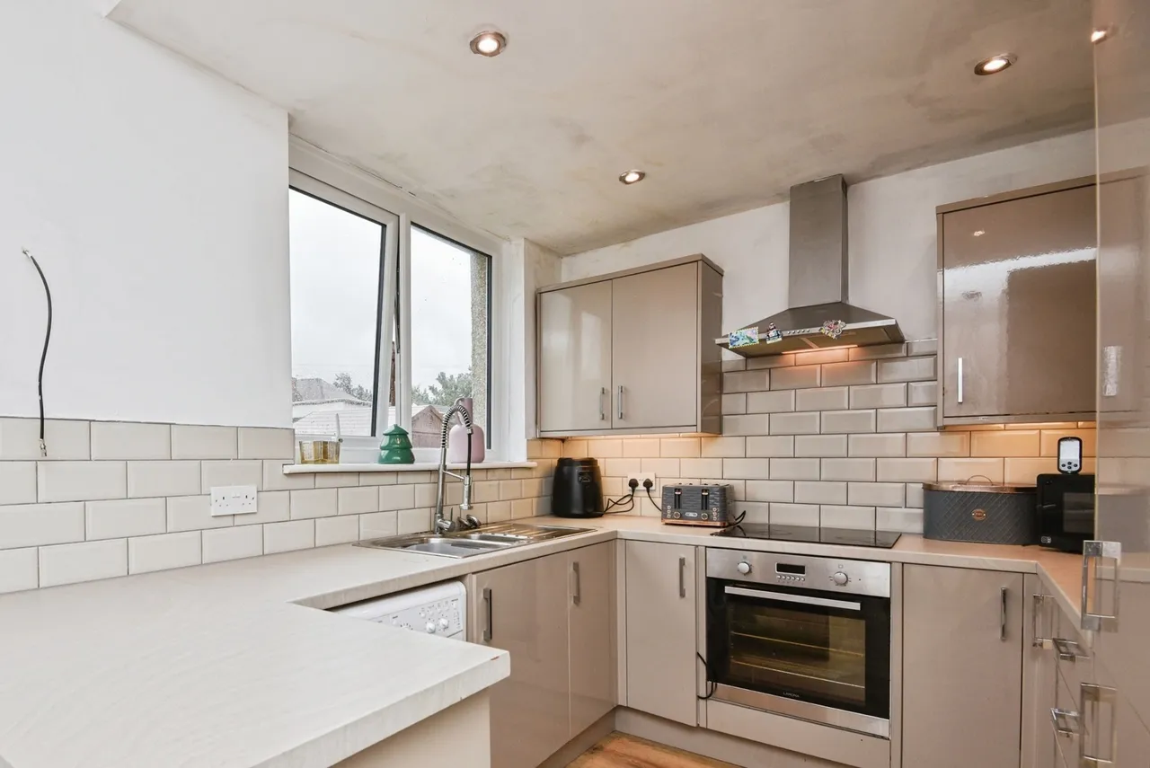 Arnside Crescent, Morecambe, LA4, photo 8