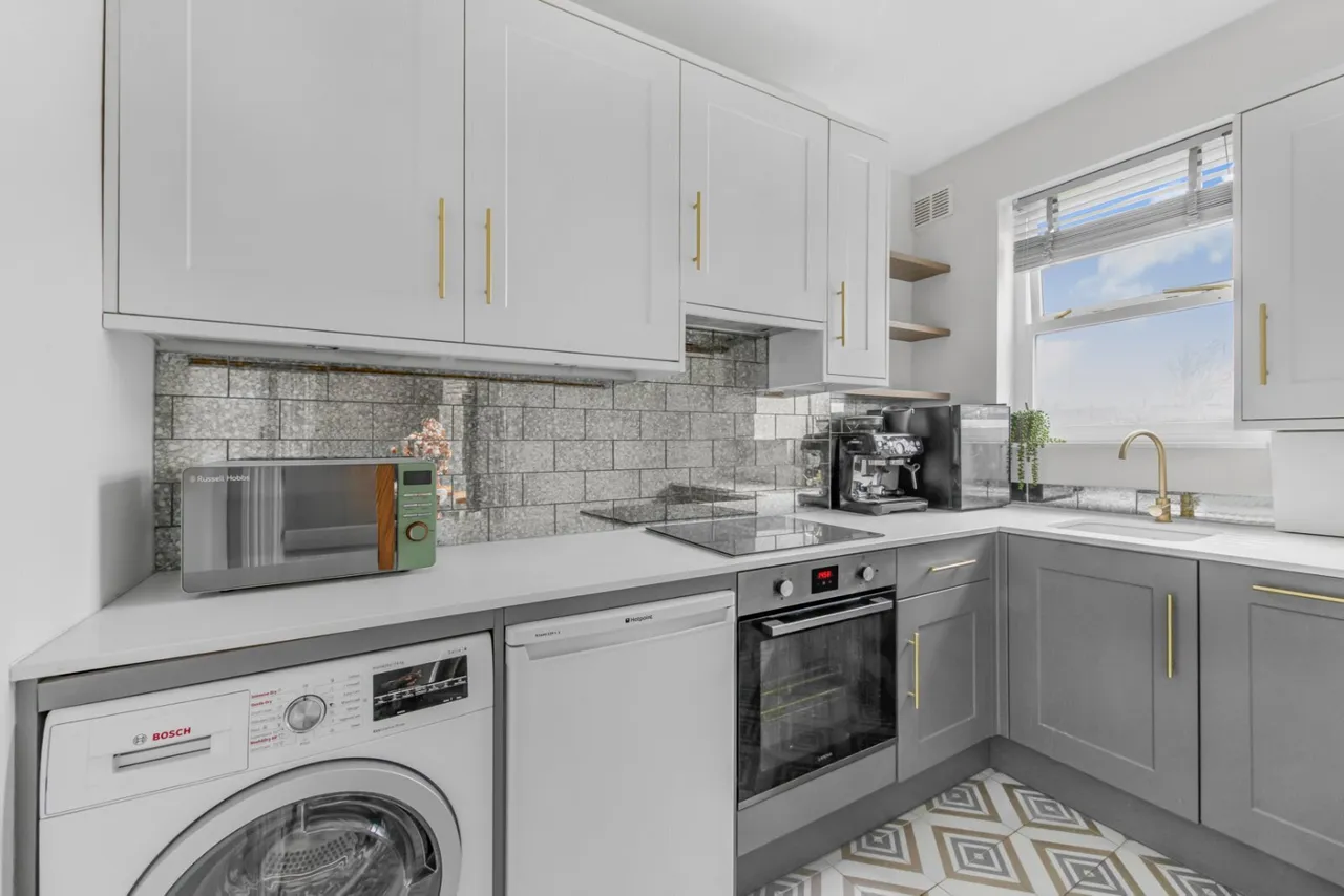 Marlborough Road, Richmond, TW10, photo 3