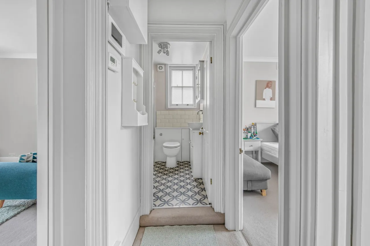 Marlborough Road, Richmond, TW10, photo 8