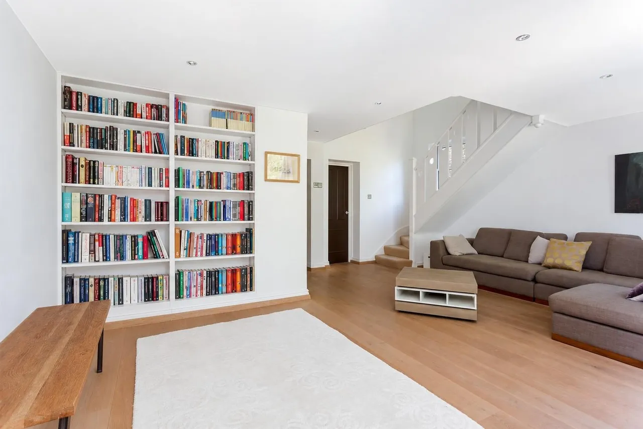 Greencroft Gardens South Hampstead, London, London NW6 3PH, photo 7
