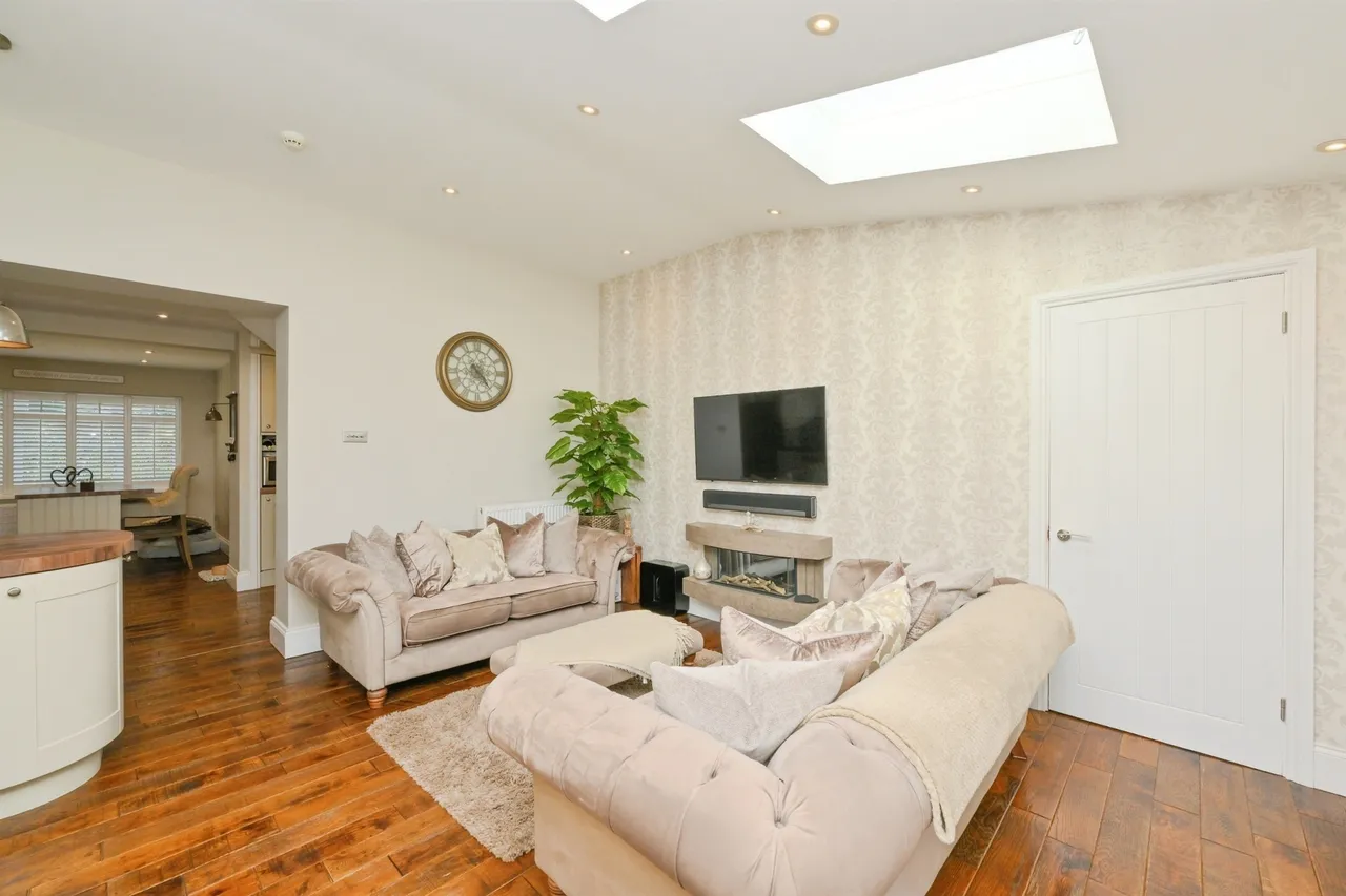 The Oxleys, Harlow, CM17, photo 5