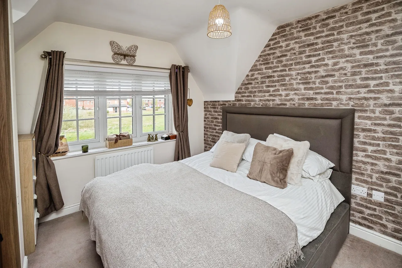 Dale Close, Chester, CH3, photo 9