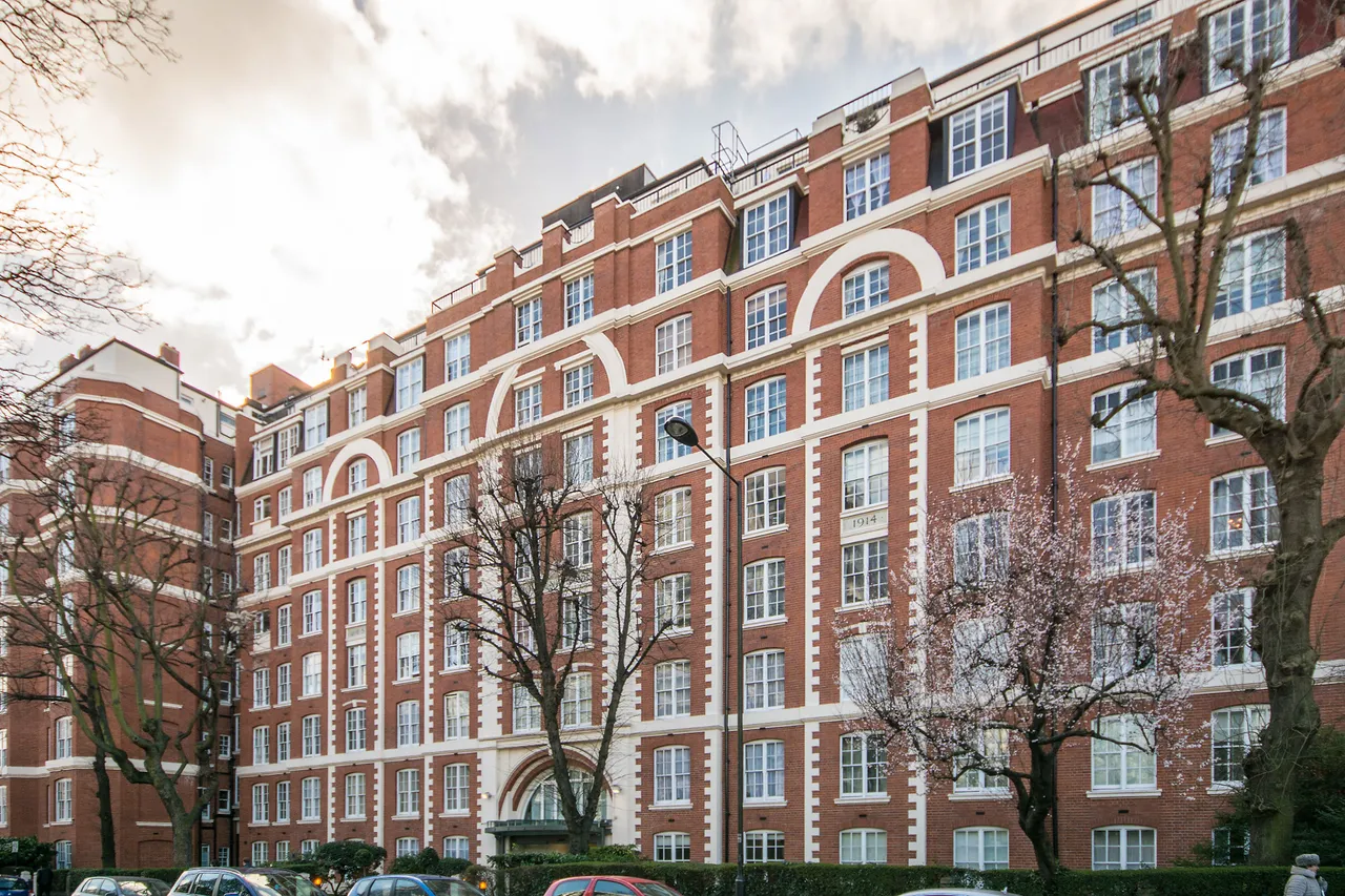London, NW8, photo 3