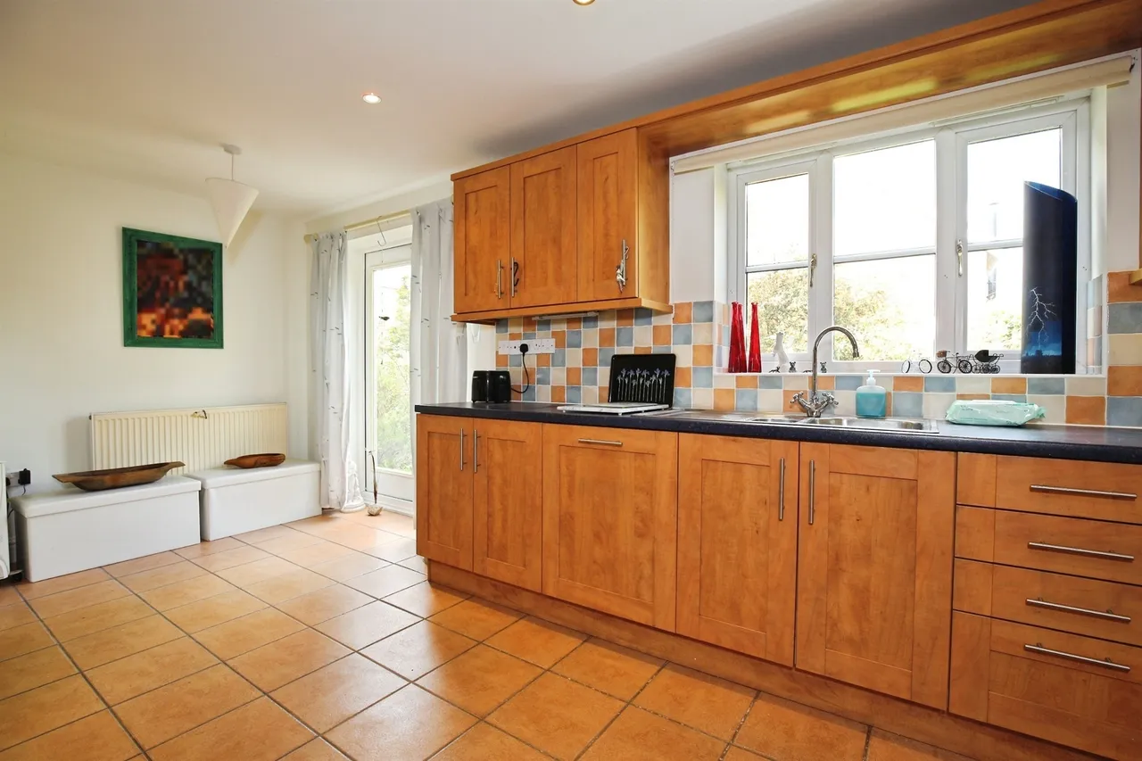 Pinetum Close, Devizes, SN10, photo 10