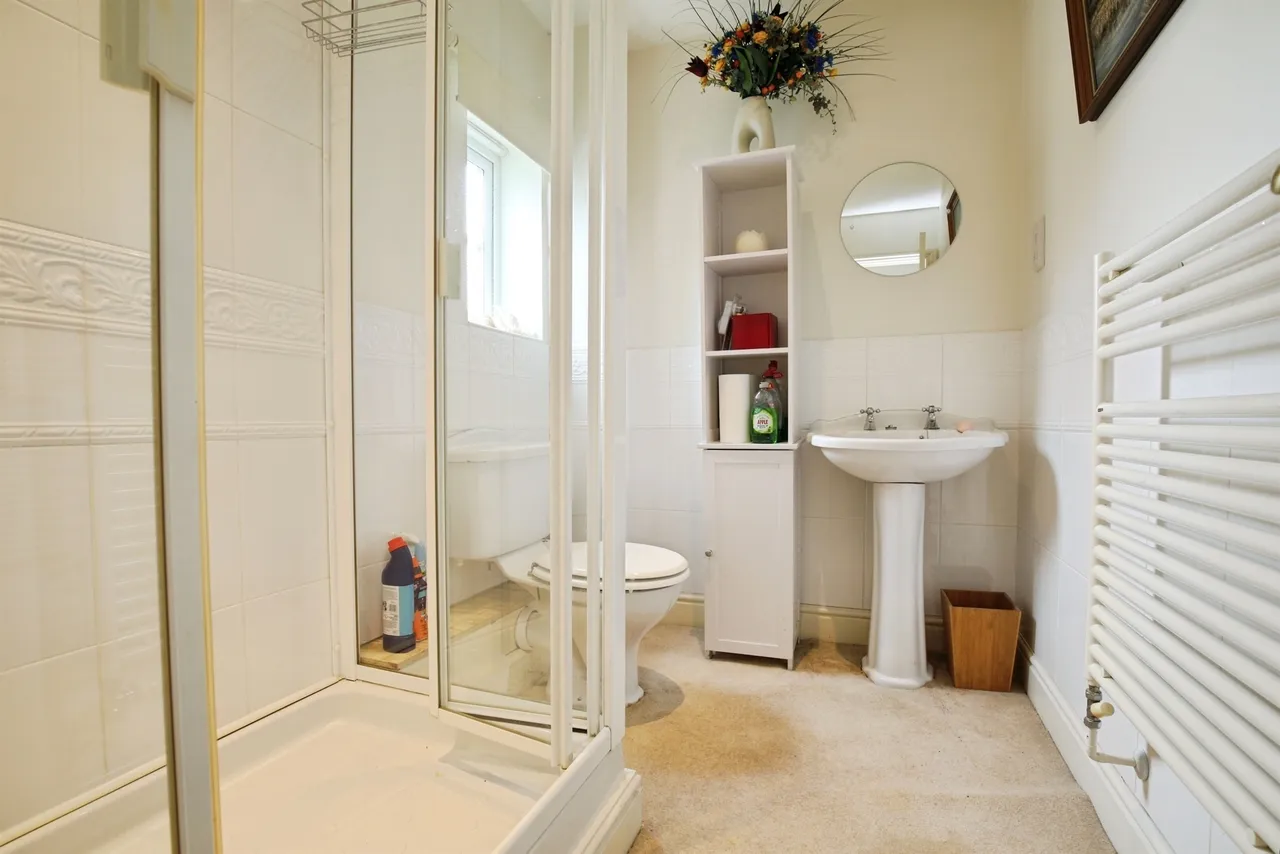 Pinetum Close, Devizes, SN10, photo 15