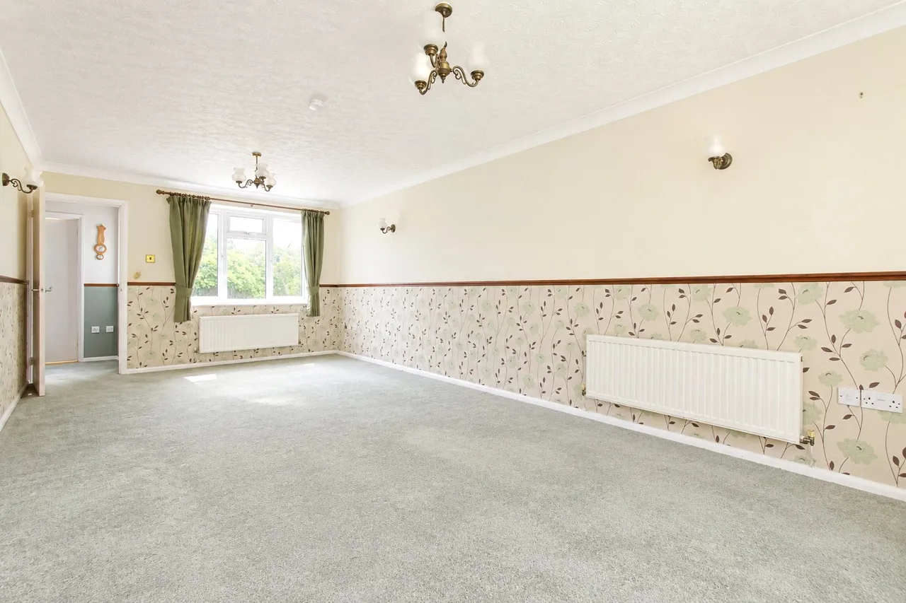 Ashlea, Hook, Hampshire, RG27 9RQ, photo 8