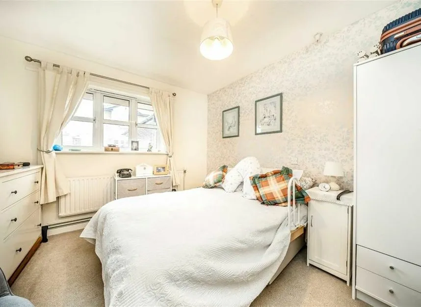 Walpole Road, Teddington, TW11, photo 4
