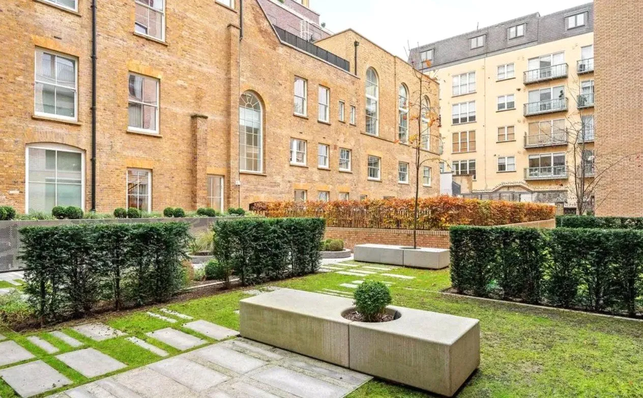 Bartholomew Close, London, EC1A 7BF, photo 8