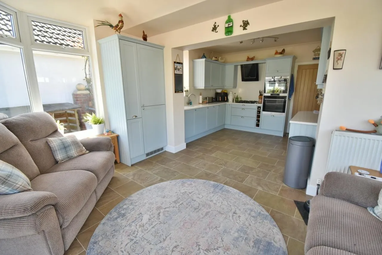 St James Road, BH22, photo 7