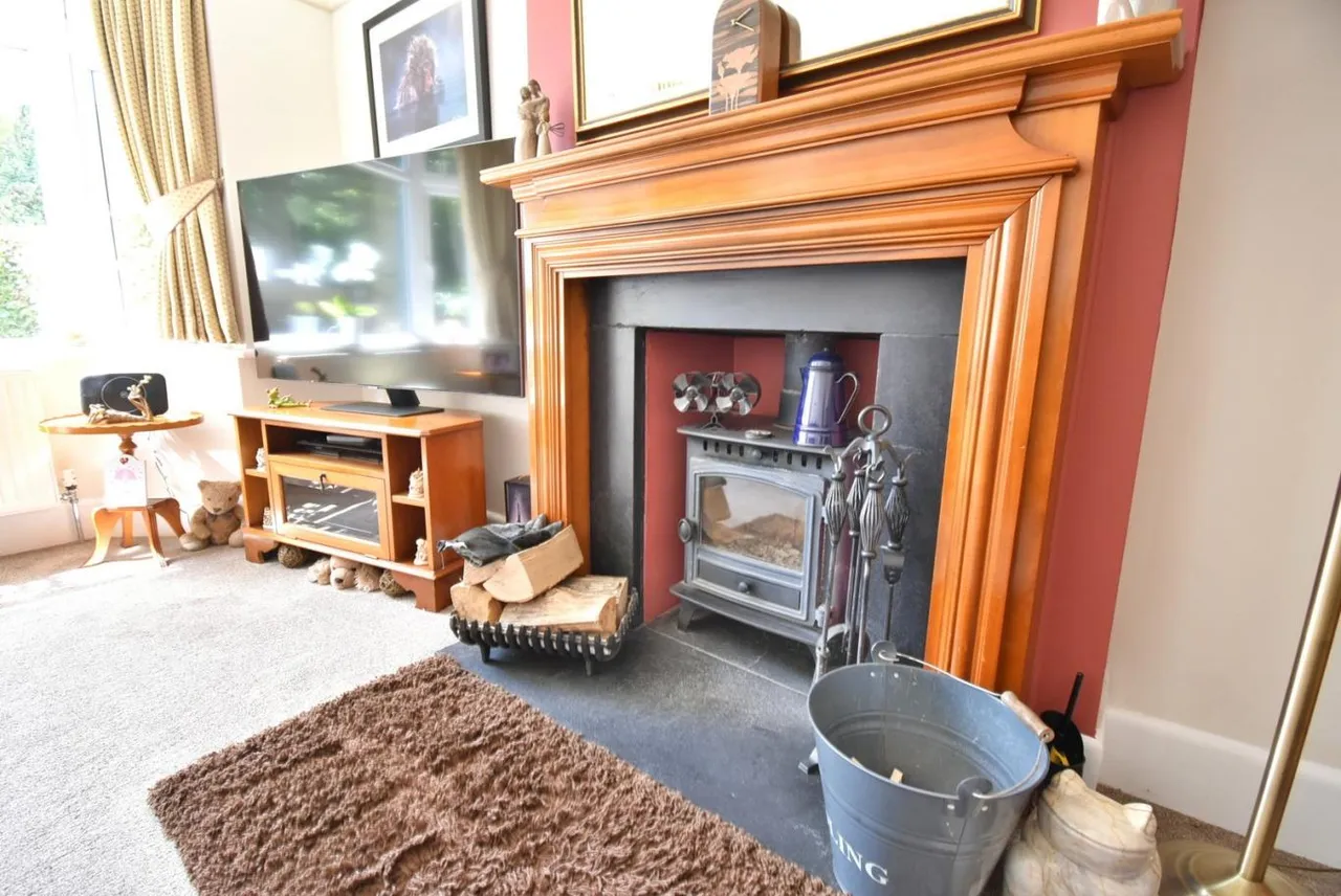 St James Road, BH22, photo 9