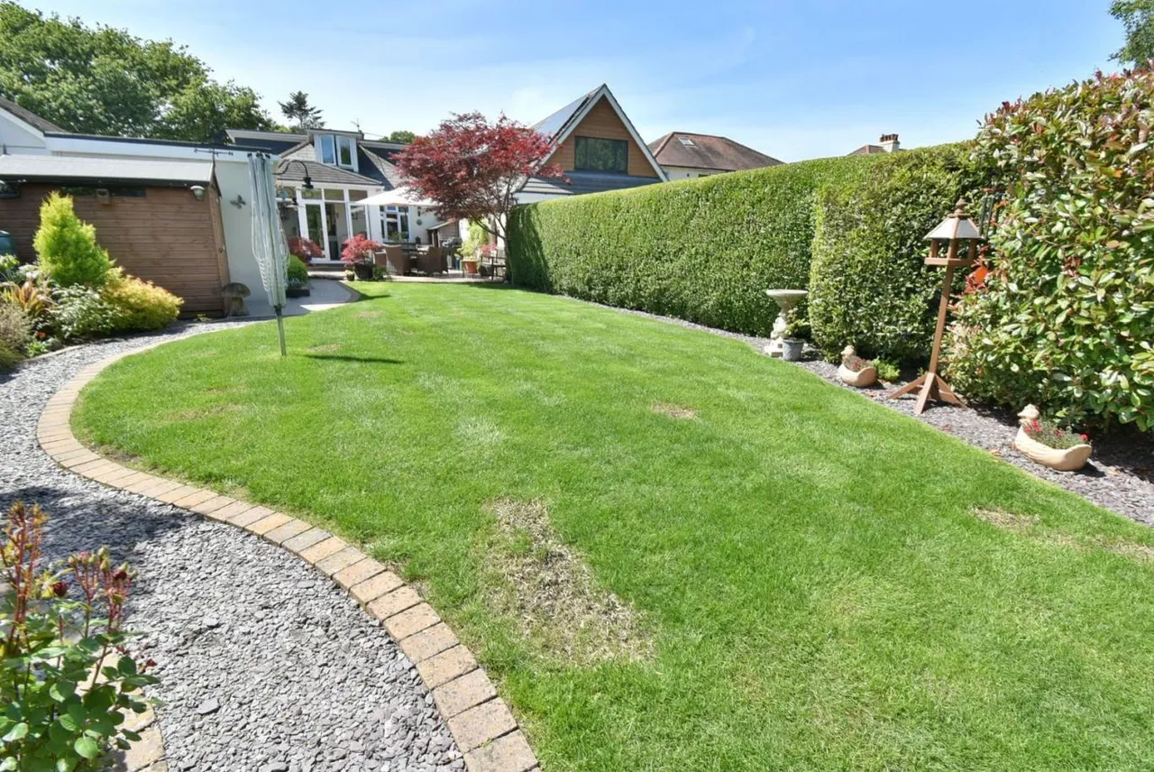 St James Road, BH22, photo 18