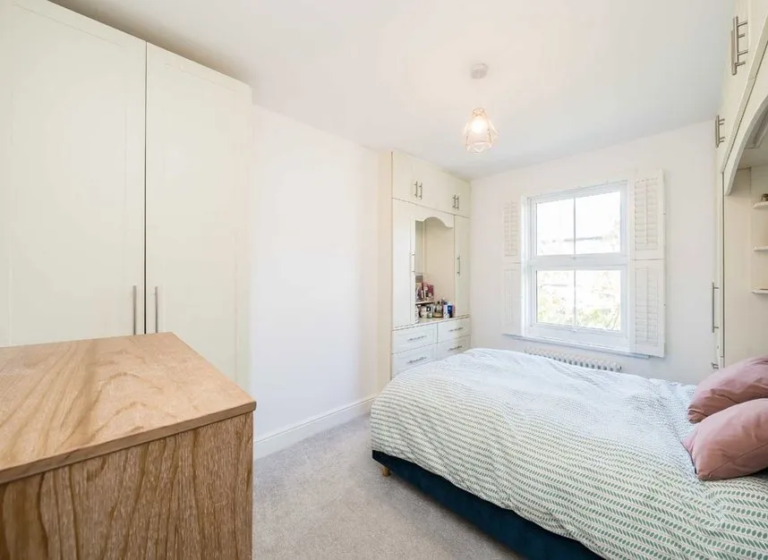 St. Georges Road, Hanworth, TW13, photo 6