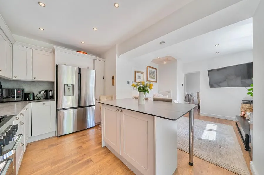Roberts Road, Barton Stacey, SO21, photo 19