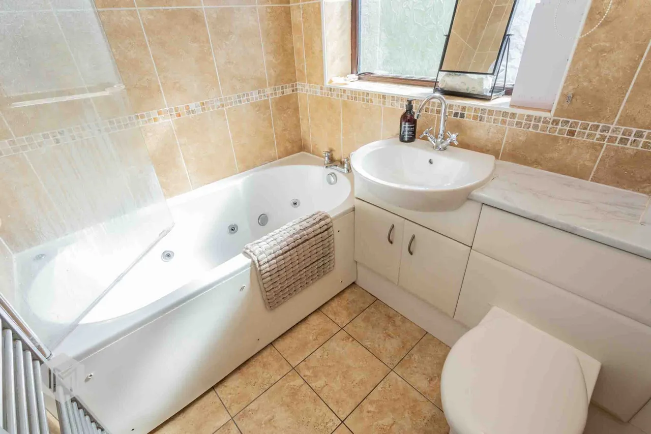 Glen Avenue, Swinton, Manchester, M27 9PL, photo 20