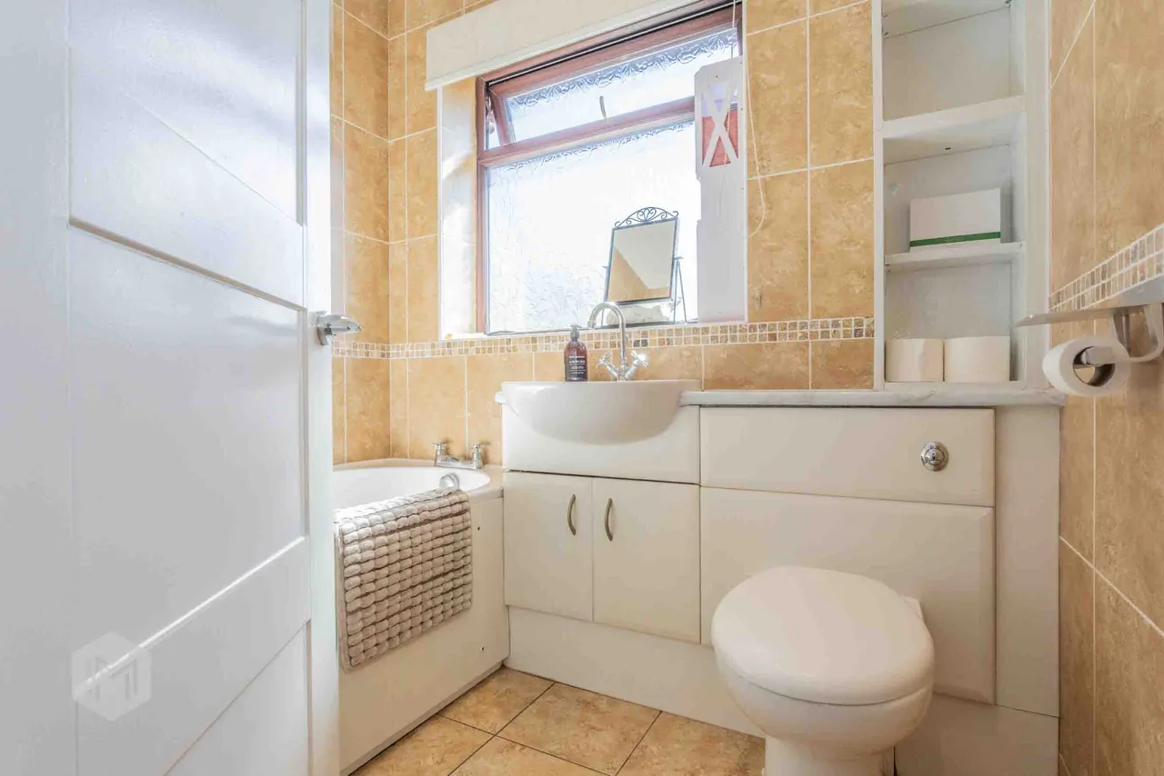Glen Avenue, Swinton, Manchester, M27 9PL, photo 22