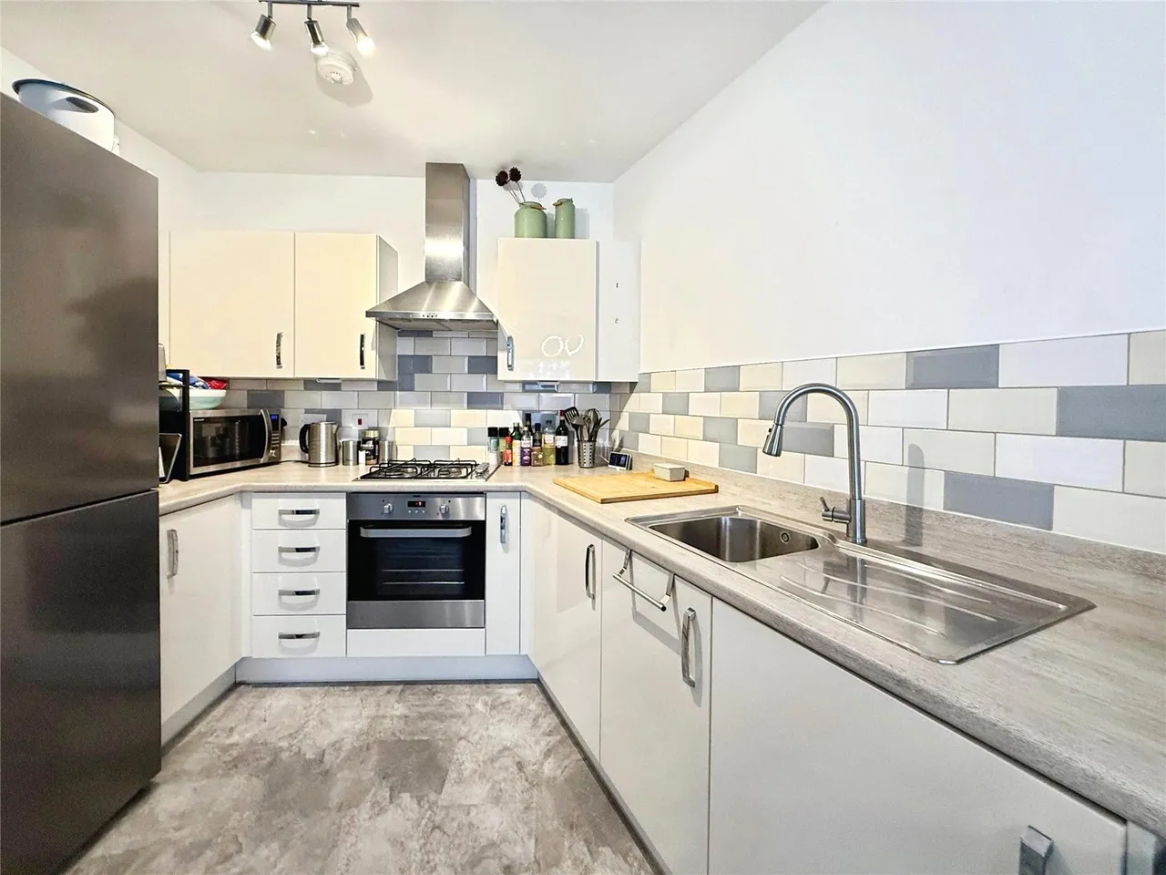 Edrich Grange, Crowthorne, Berkshire, RG45 7FJ, photo 11