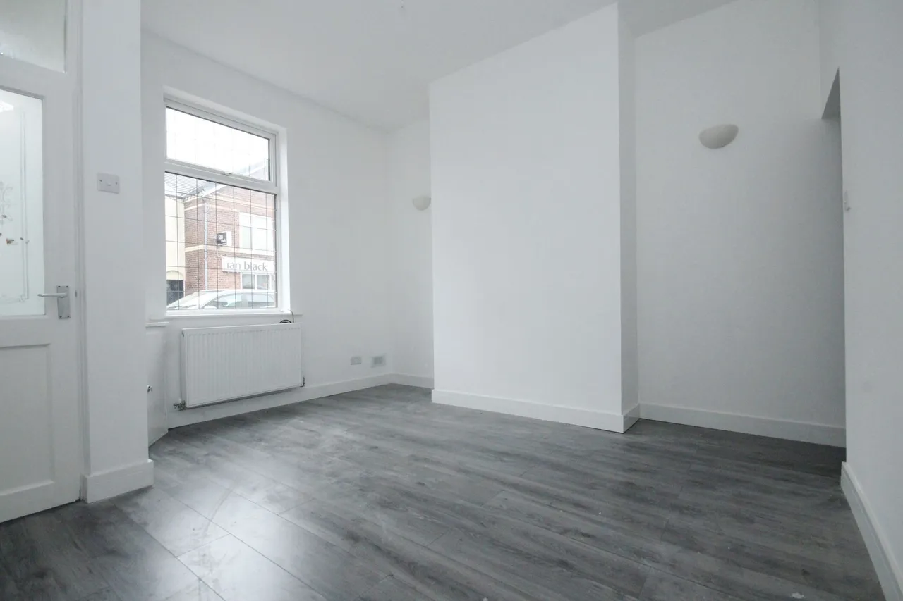 Mercer Street, Newton-Le-Willows, WA12, photo 2