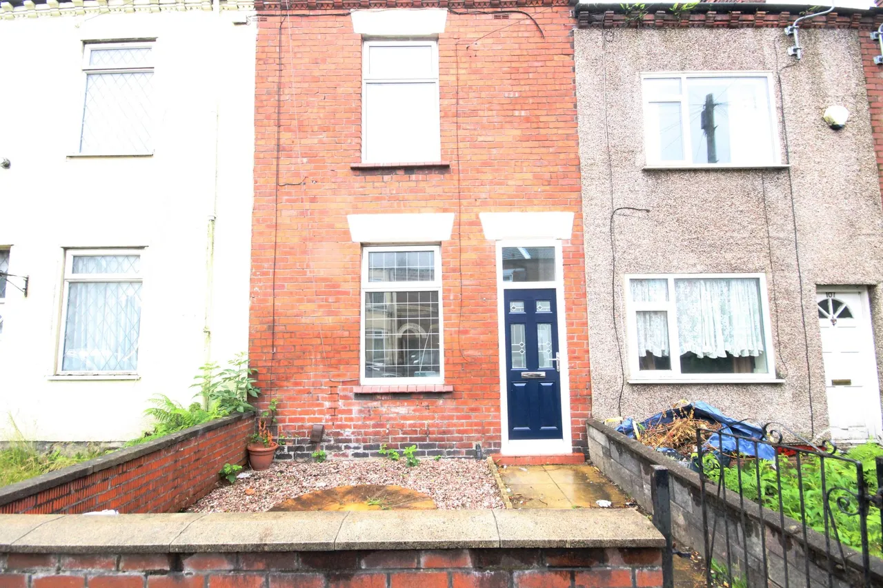 2 bed house to rent, Mercer Street, Newton-Le-Willows, WA12