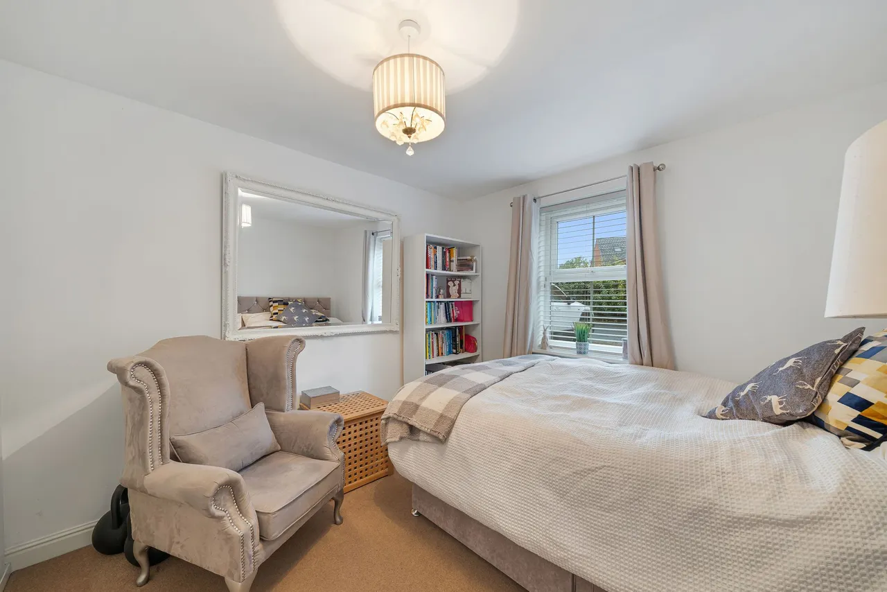 Lingwell Park, Widnes, Widnes, WA8 9YP, photo 10