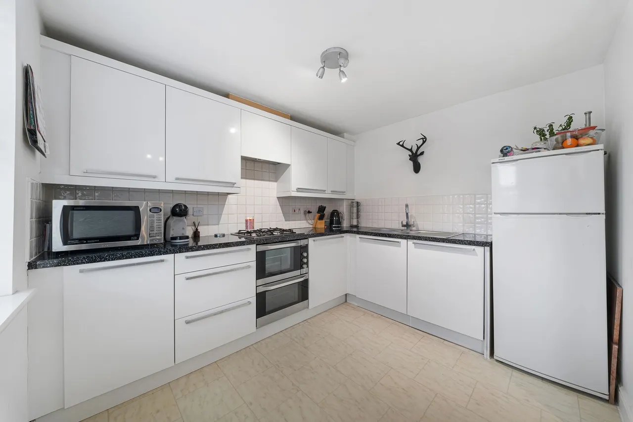 Lingwell Park, Widnes, Widnes, WA8 9YP, photo 4