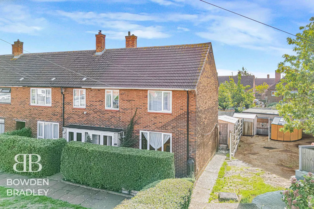 Manford Cross, Chigwell, IG7, photo 19