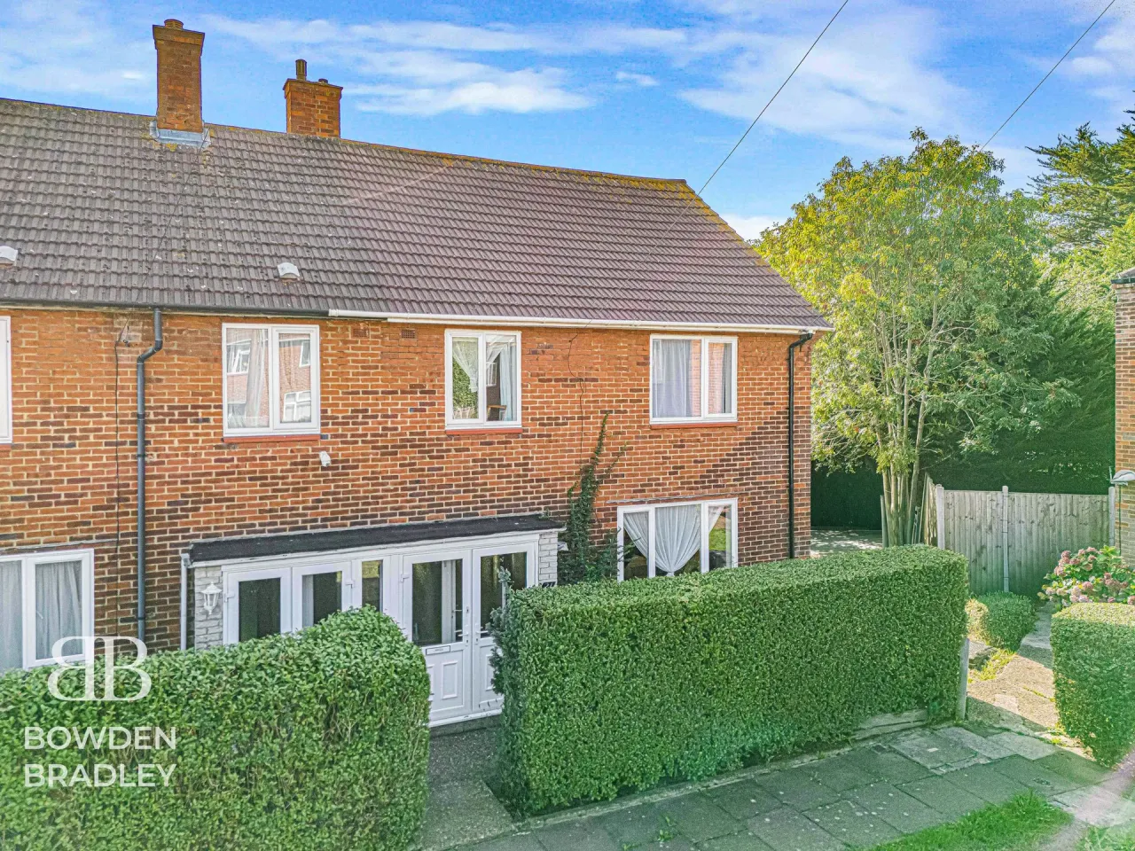 3 bed house for sale, Manford Cross, Chigwell, IG7