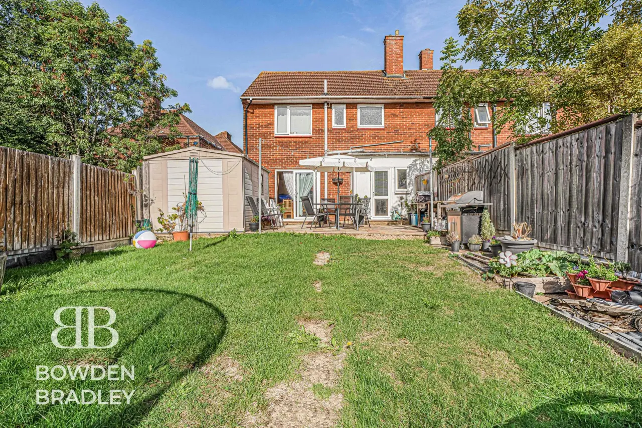 Manford Cross, Chigwell, IG7, photo 17
