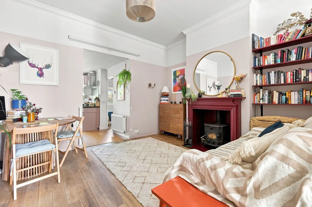 1 bed flat for sale — Grange Park Road, Leyton, E10