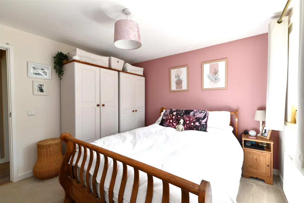 Sharp Court, Stevenage, SG1 3UJ, photo 5