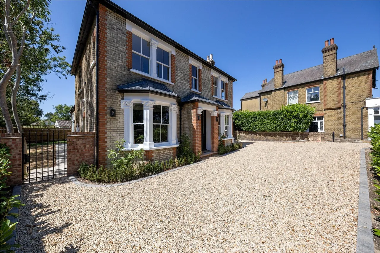 High Street, Hampton Hill, TW12, photo 36
