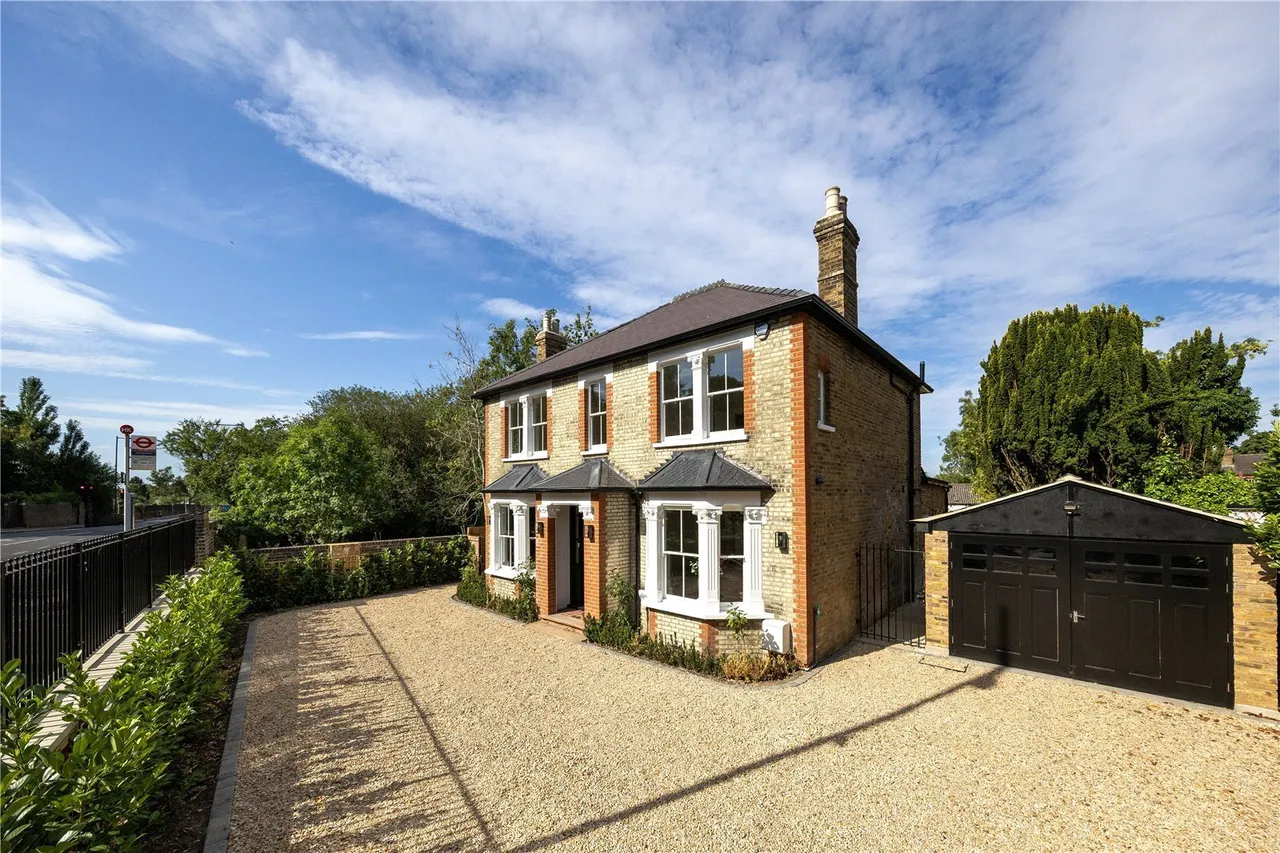 High Street, Hampton Hill, TW12, photo 38
